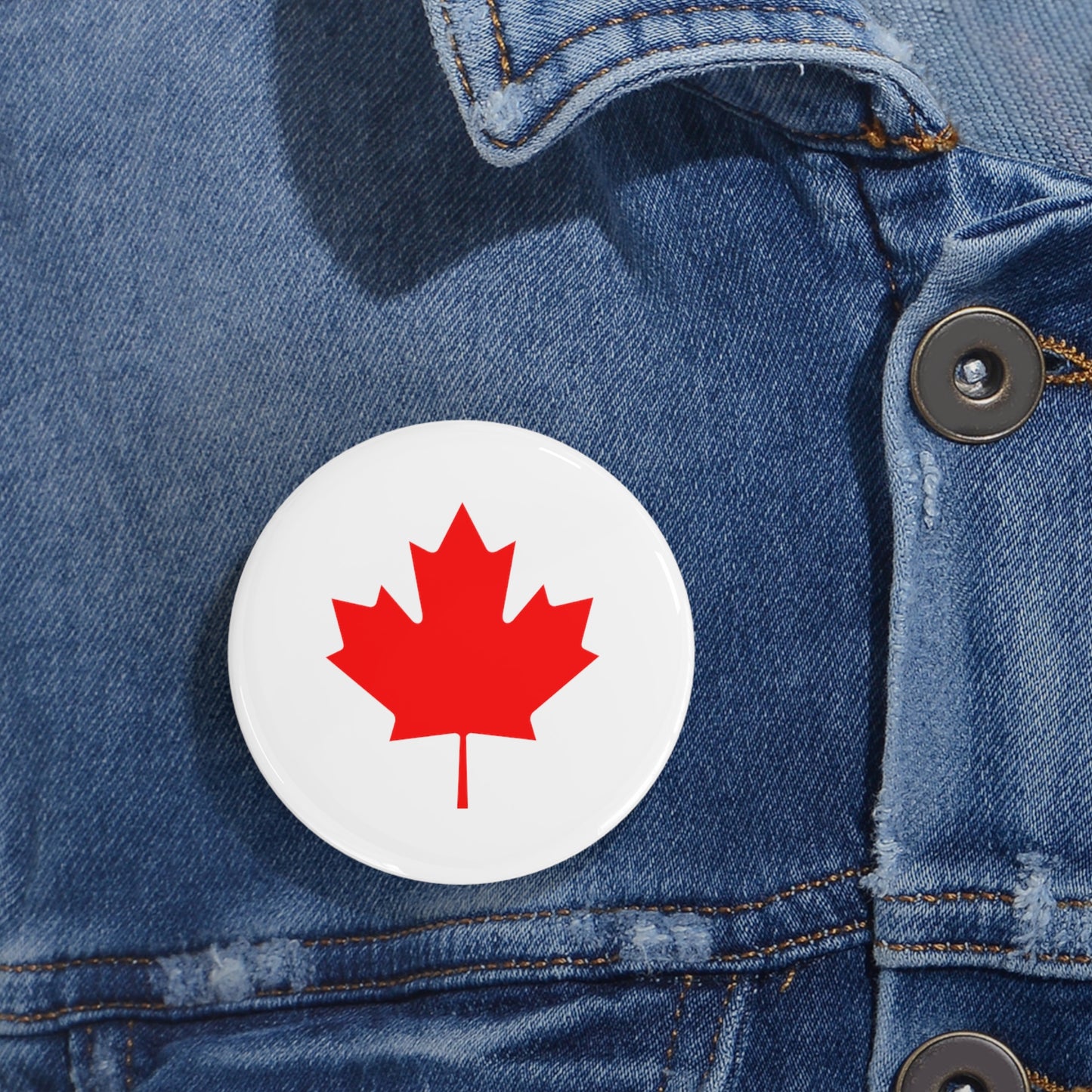 Canadian Maple Leaf Round Pin