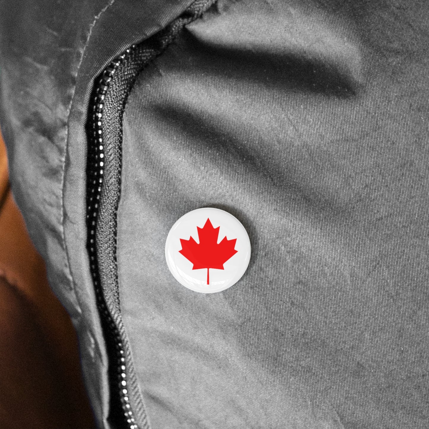 Canadian Maple Leaf Round Pin