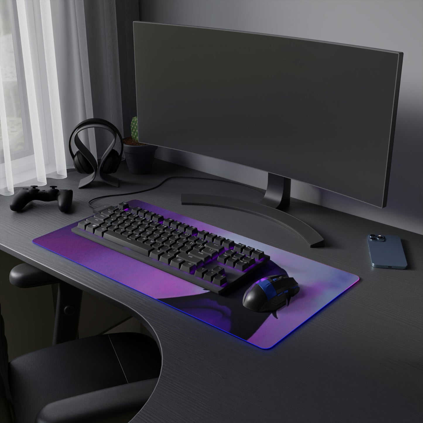 Raven LED Gaming Mouse Pad